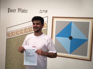 mit Bravour bestandene Lehrabschlussprüfung